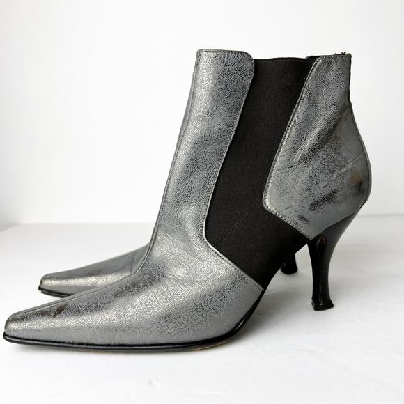 SZ 8 Narrow Donald J. Pliner Silver Pewter Ankle Booties - Picture 5 of 7